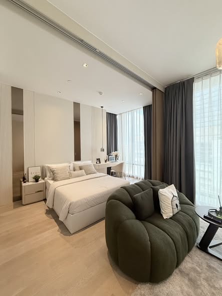 Ashton Silom ห้องใหม่มือหนึ่ง ห้องมุม ราคาดีที่สุดในตลาด ลดเหลือ 174K/ตร.ม. จากปกติ 240k/ตร.ม. (เจ้าของขายเอง เพราะรีบใช้เงิน) ขายต่อกำไรแน่นอน