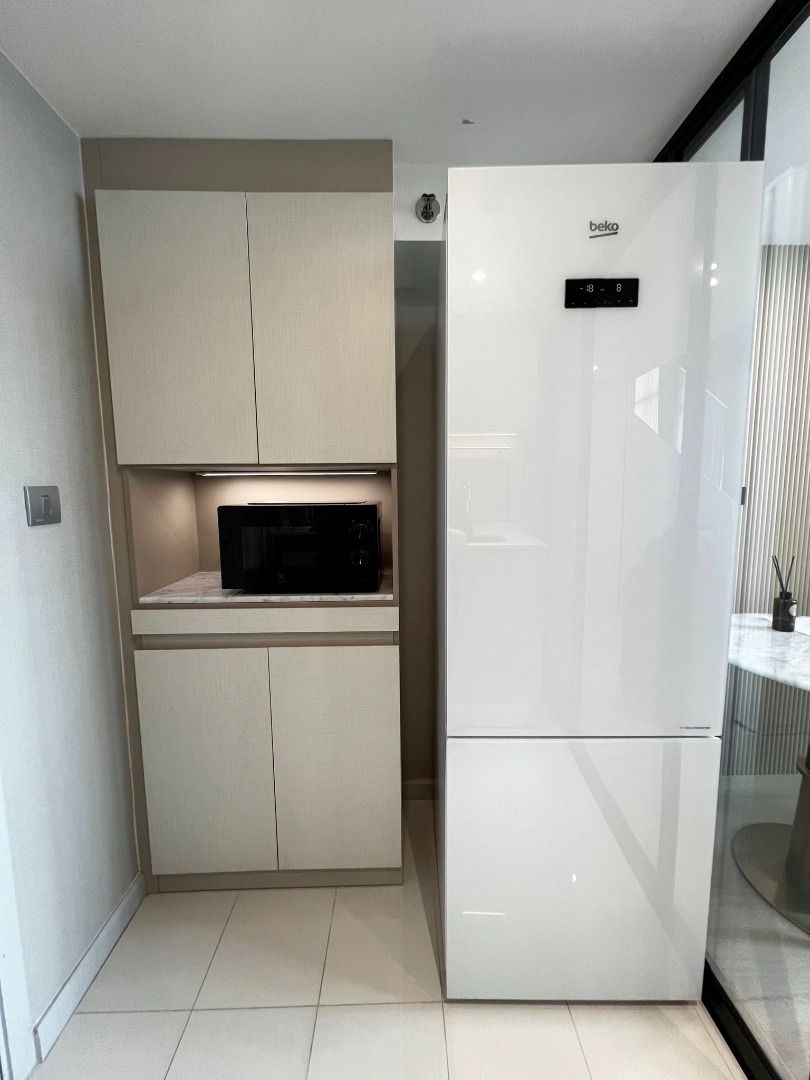 KNIGHTSBRIDGE PRIME SATHORN  🐸 ห้อง Duplex 1 ห้องนอน 37 ตรม ชั้นที่ 34 ฝั่งติดถนนนราธิวาส ไม่มีอะไรบล็อควิว วิวไกลถึงสำนักงาน กสิกร พระราม 3 [แต่งครบพร้อมอยู่]
