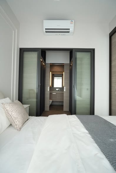 The crest park residences