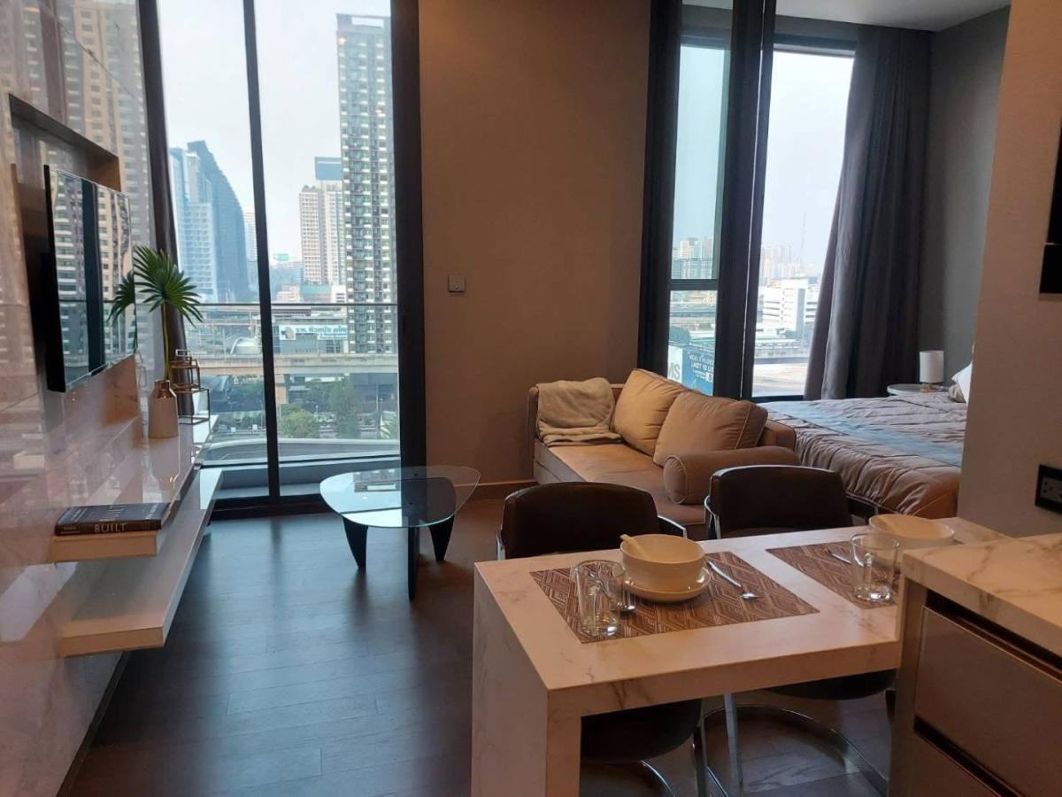 คอนโดหรูระดับ Super Luxury ที่ตอบโจทย์ทั้งความเป็นส่วนตัวและความสะดวกสบาย พร้อมเข้าอยู่