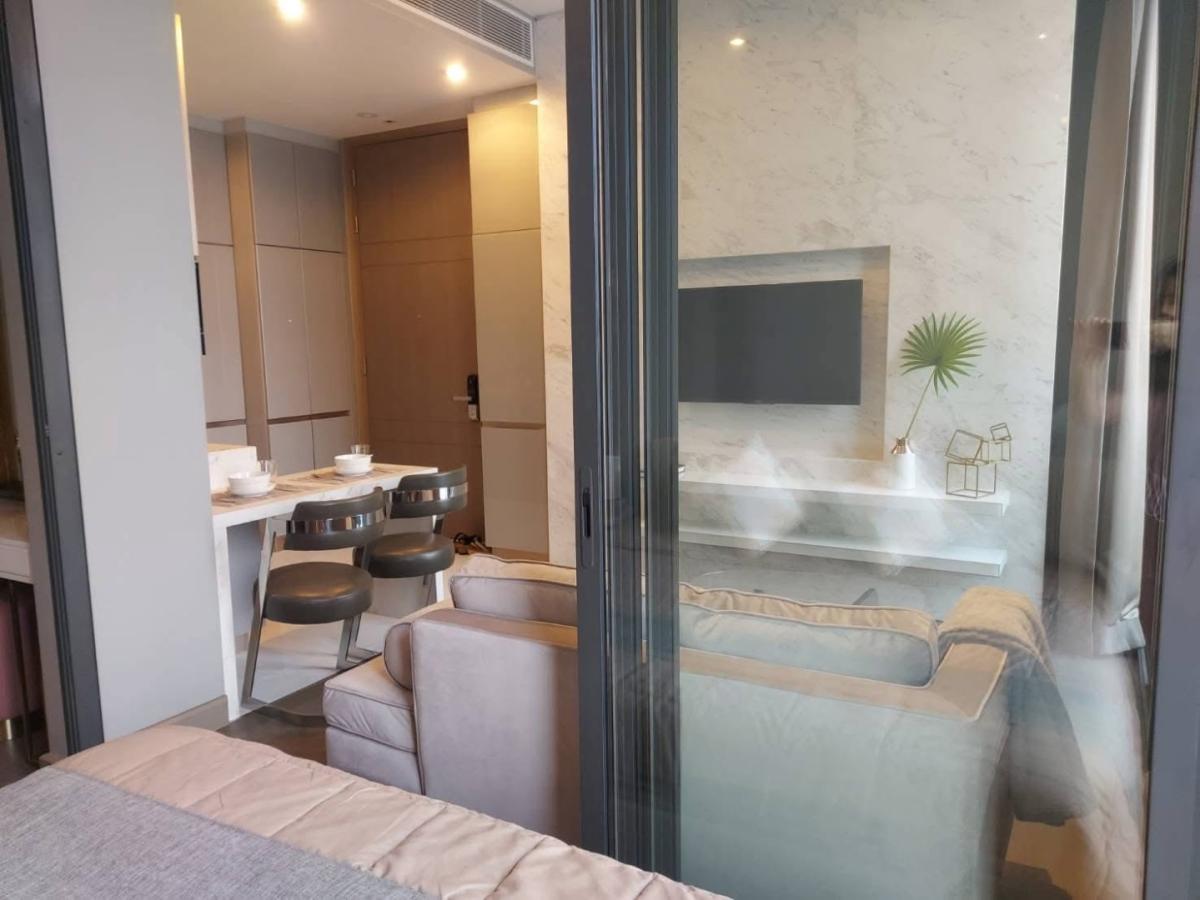 คอนโดหรูระดับ Super Luxury ที่ตอบโจทย์ทั้งความเป็นส่วนตัวและความสะดวกสบาย พร้อมเข้าอยู่