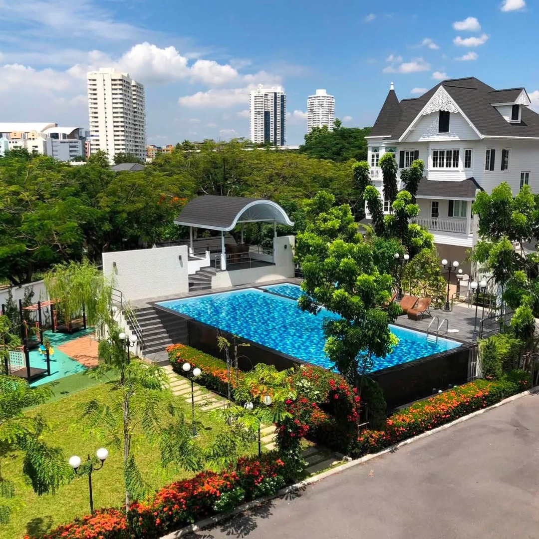 ให้เช่าวิลล่าสวยหลังใหญ่ โครงการแฟนตาเซีย วิลล่า บางนา International Village