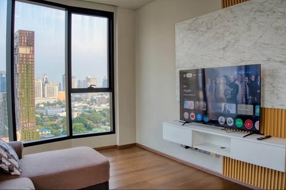 🏡 คอนโดหรูให้เช่า – รู้สึกเหมือนอยู่บ้าน ✨ พร้อมเข้าอยู่ • เฟอร์นิเจอร์ครบ “Ideo Q Sukhumvit 36”