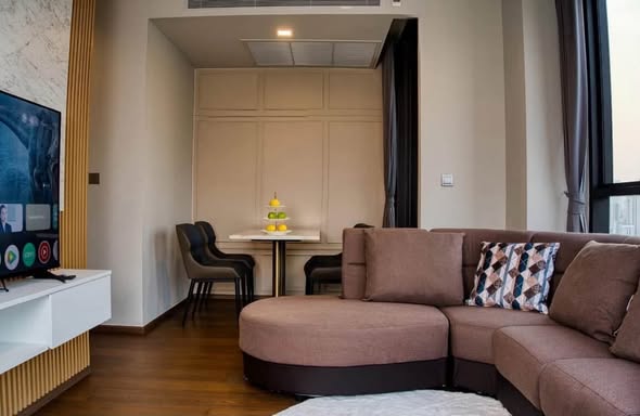 🏡 คอนโดหรูให้เช่า – รู้สึกเหมือนอยู่บ้าน ✨ พร้อมเข้าอยู่ • เฟอร์นิเจอร์ครบ “Ideo Q Sukhumvit 36”