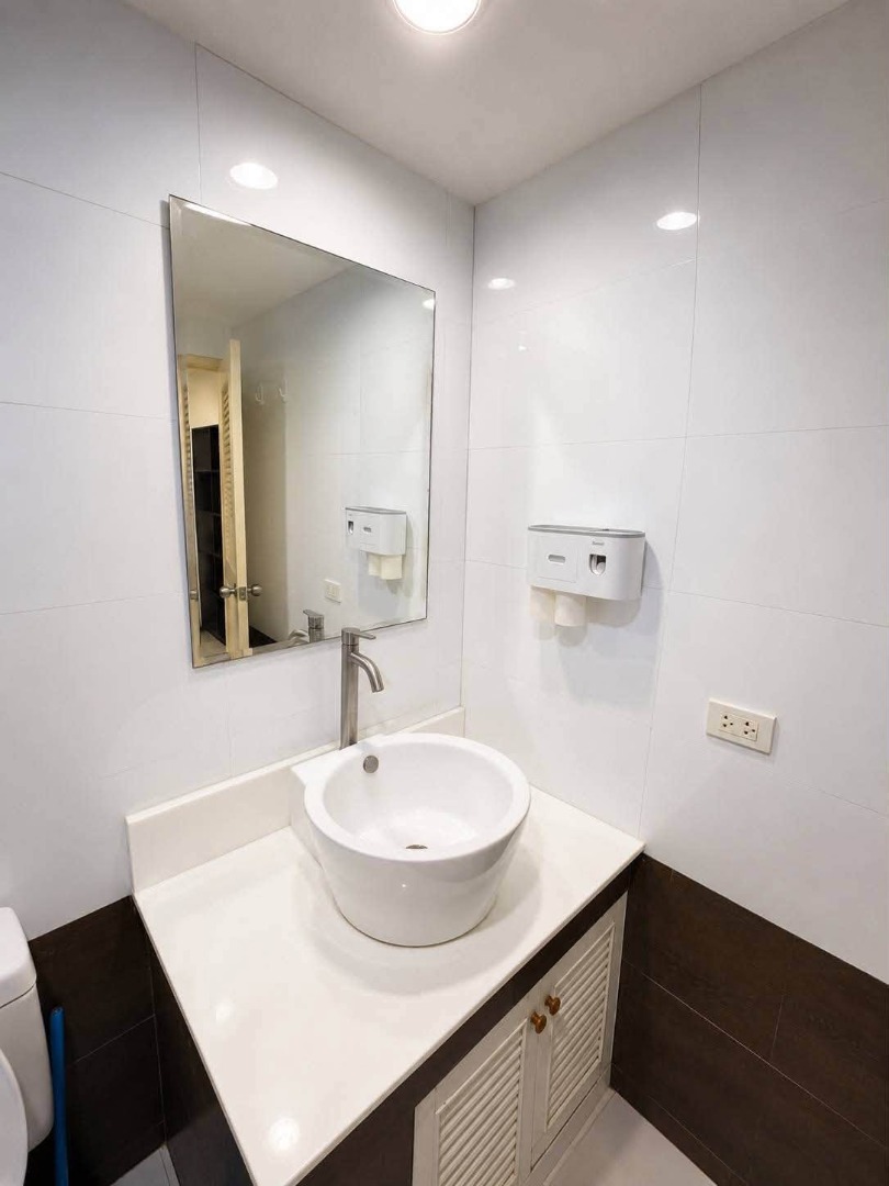ให้เช่า The grand condo ราชดำริ ชั้น7 วิวสระว่ายน้ำ+เฟอร์นิเจอร์ มีเครื่องซักผ้า ใกล้ Bts ราชดำริ แค่ 100 เมตร‼️