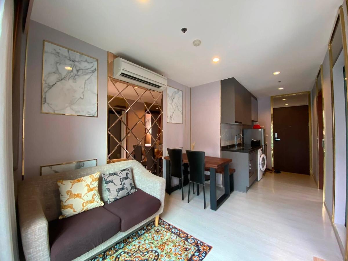 For Rent: RHYTHM ASOKE 1 ชั้น 28/ พื้นที่ 42 ตรม.