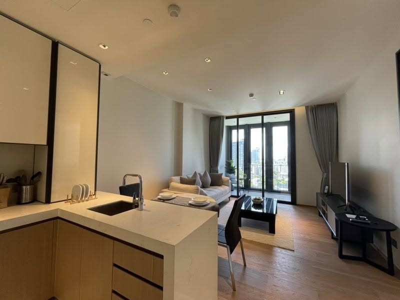 Beatniq Sukhumvit 32 by SC Asset