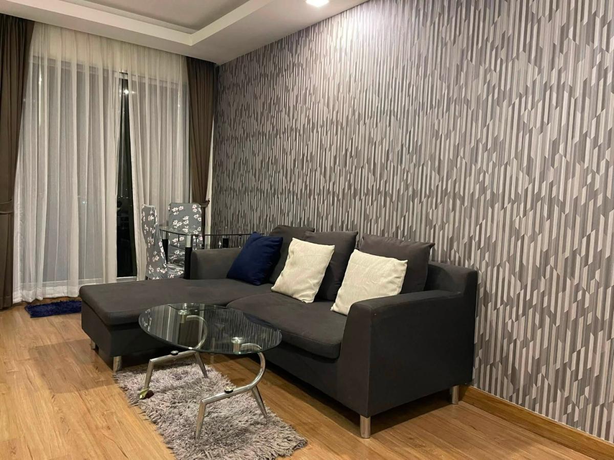 ปล่อยเช่า Thru Thonglor Condo ทรูทองหล่อ คอนโด ขนาด 62 ตรม ชั้น 24 วิวโล่ง ไม่ถูกบล๊อกวิว ห้องไม่ร้อน อากาศสบายๆ พื้นที่ใช้สอยเยอะ ห้องโล่ง