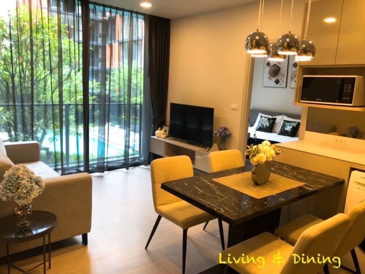 ควินทารา ทรีเฮาส์ สุขุมวิท42 : Quintara Treehaus Sukhumvit42 2 ห้องนอน 2 ห้องน้ำ 400 ม. จากรถไฟฟ้าเอกมัย