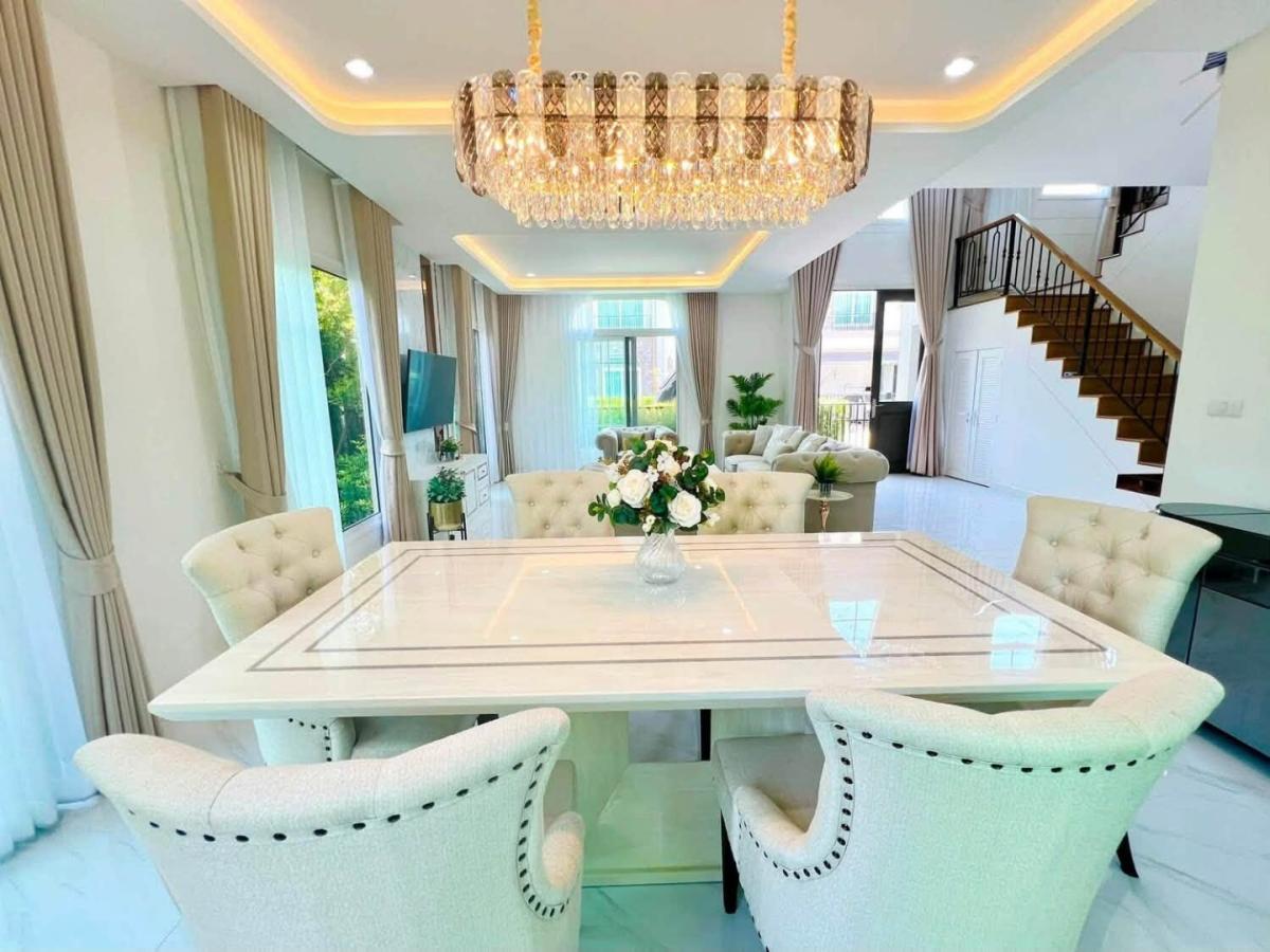 ✨ 𝐑𝐞𝐚𝐝𝐲 𝐭𝐨 𝐦𝐨𝐯𝐞 𝐢𝐧 ปล่อยเช่า บ้านเดี่ยว พร้อมอยู่ 🏡หมู่บ้าน Grandio บางนา กม.5 | หลังมุม | Private Zone