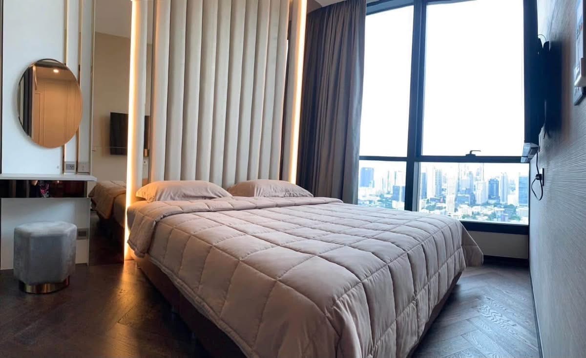 The Esse Sukhumvit 36 ⚡️🔥โปรไฟไหม้! ลดราคาแรง ชั้น 25 ไม่บล๊อควิว ขายพร้อมผู่เช่า 10,900,000.- ครบสัญญาเช่า ม.ค.70 ค่าเช่า 43,000++