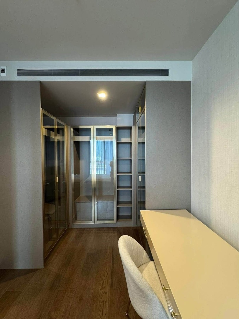 IDEO Q SUKHUMVIT 36 📍 เพียง 450 ม. จาก BTS ทองหล่อ 🚶‍♀️ ✨ 47 ตร.ม. | ห้องมุม | แต่งใหม่ | วิวสวน + วิวเมือง