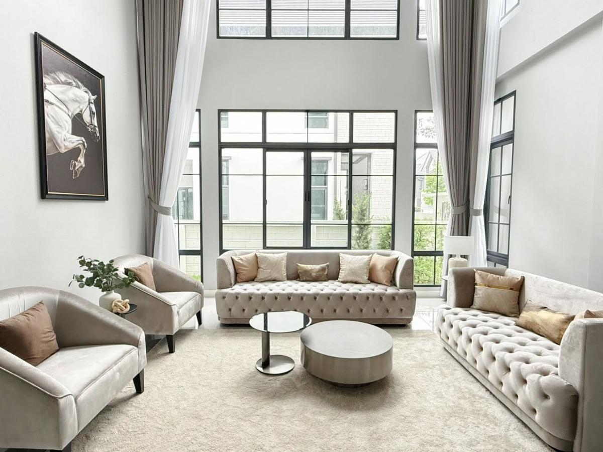 The City Bangna 2 - L size **ลดราคาพิเศษ 260,000 Baht/mth** พื้นที่ใช้สอย: 500 ตร.ม.