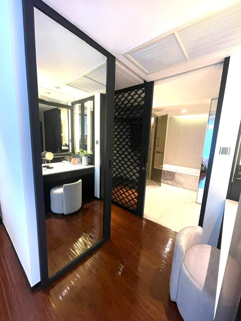 The private residence rajdamri 1 ห้องนอน 1 ห้องน้ำ 70 ตรม
