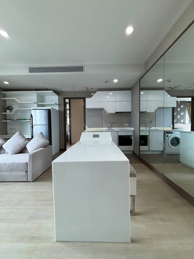 📌 Ready to move in !!! Pyne by Sansiri ให้เช่า ห้องมุมบิวท์อินแต่งสวยแบบ 1 Bedroom ชั้น 26 ทิศตะวันออก Nice city view and Pool view + ห้องขนาด 46 ตร.ม. ชั้น 26