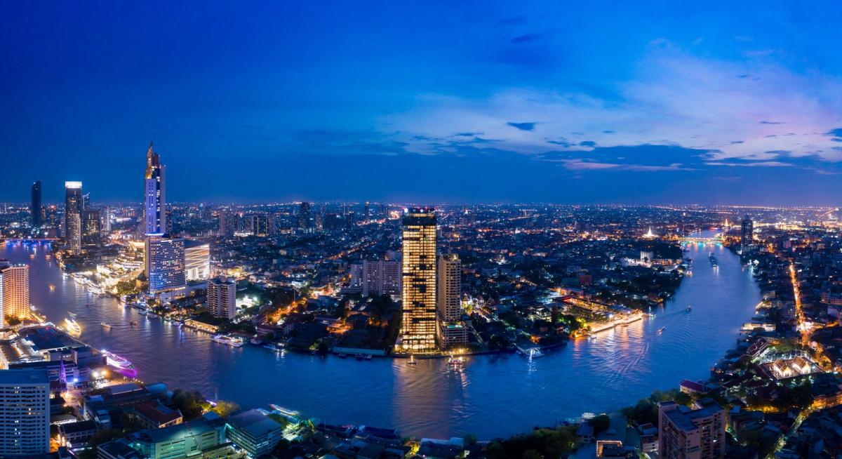 🌊 ที่พักอาศัยสุดหรูริมแม่น้ำแบบ 2 ห้องนอน | โถงลิฟต์ส่วนตัวและระเบียงส่วนตัว  📍 โครงการริมแม่น้ำ (Riverfront Residence) กรุงเทพฯ