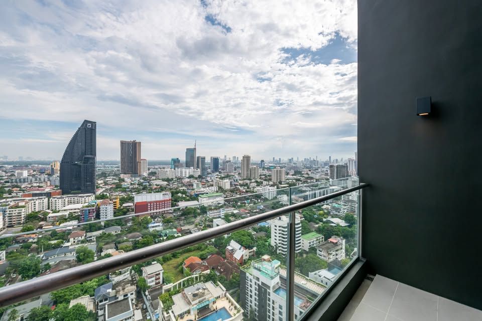 ให้เช่า BEATNIQ Sukhumvit 32 – คอนโดหรูระดับ Super Luxury ใจกลางสุขุมวิท ✨ห้อง Duplex✨