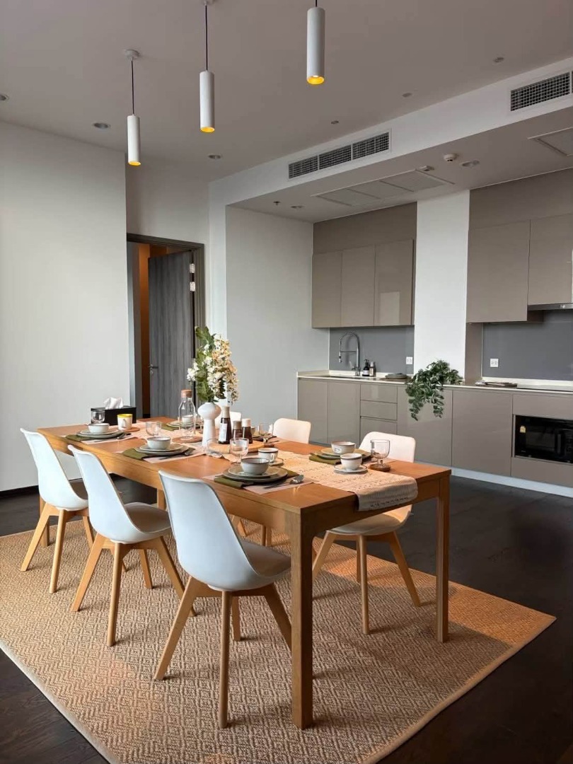 ปล่อยเช่า Whizdom Essence Penthouse ชั้น 48 ขนาด 202 ตรม. 4 ห้องนอน ใกล้ BTS ปุณณวิถี