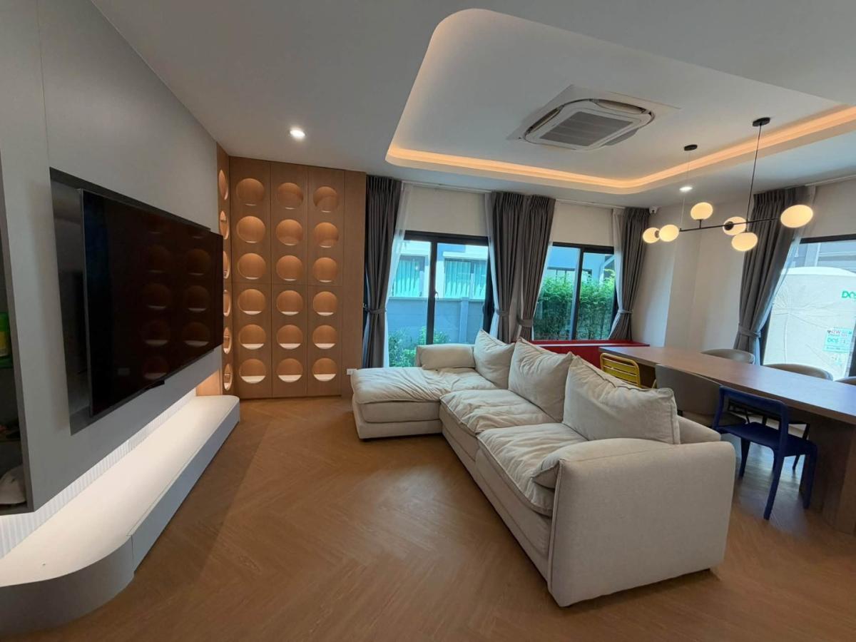 ให้เช่า 3 ชั้น บ้านกลางเมือง ดิ อิดิชั่น บางนา