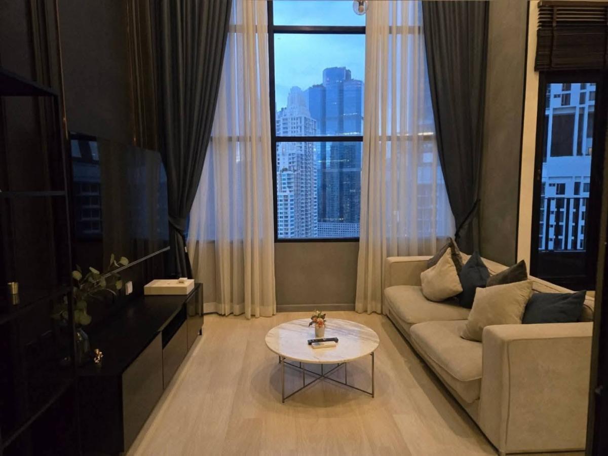 ขายหรือให้เช่า KnightsBridge Prime Sathorn ห้องพักสไตล์ Duplex Loft สุดหรู ใจกลางย่านธุรกิจ (CBD) กรุงเทพฯ
