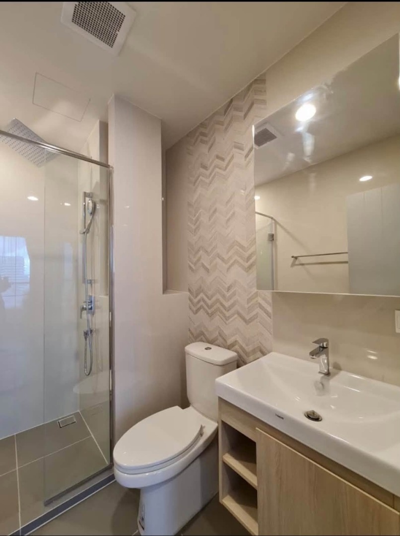 ปล่อยเช่าคอนโด Oka Haus Sukhumvit 36