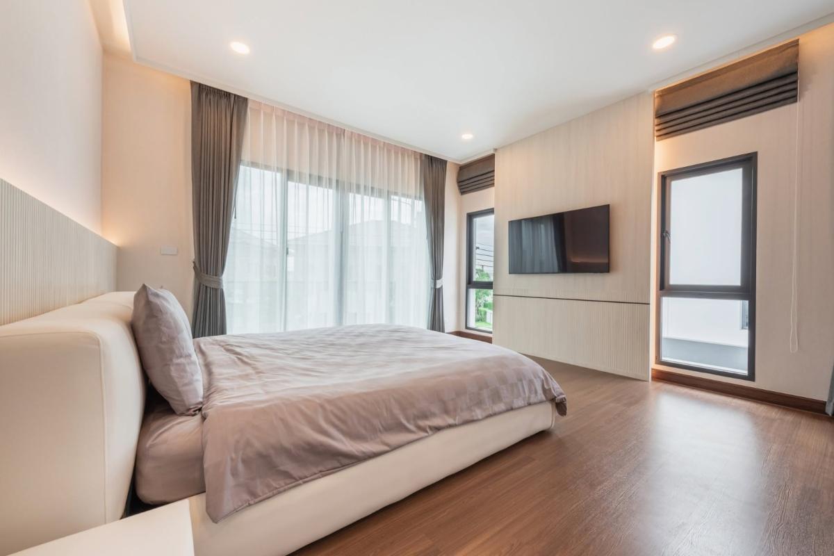 บ้านเช่า 4 ห้องนอน 351 ตร.ม. ใกล้โรงเรียนนานาชาติ 4 แห่ง  Fully Furnished พร้อมเข้าอยู่ | The City Bangna ใกล้ Mega Bangna