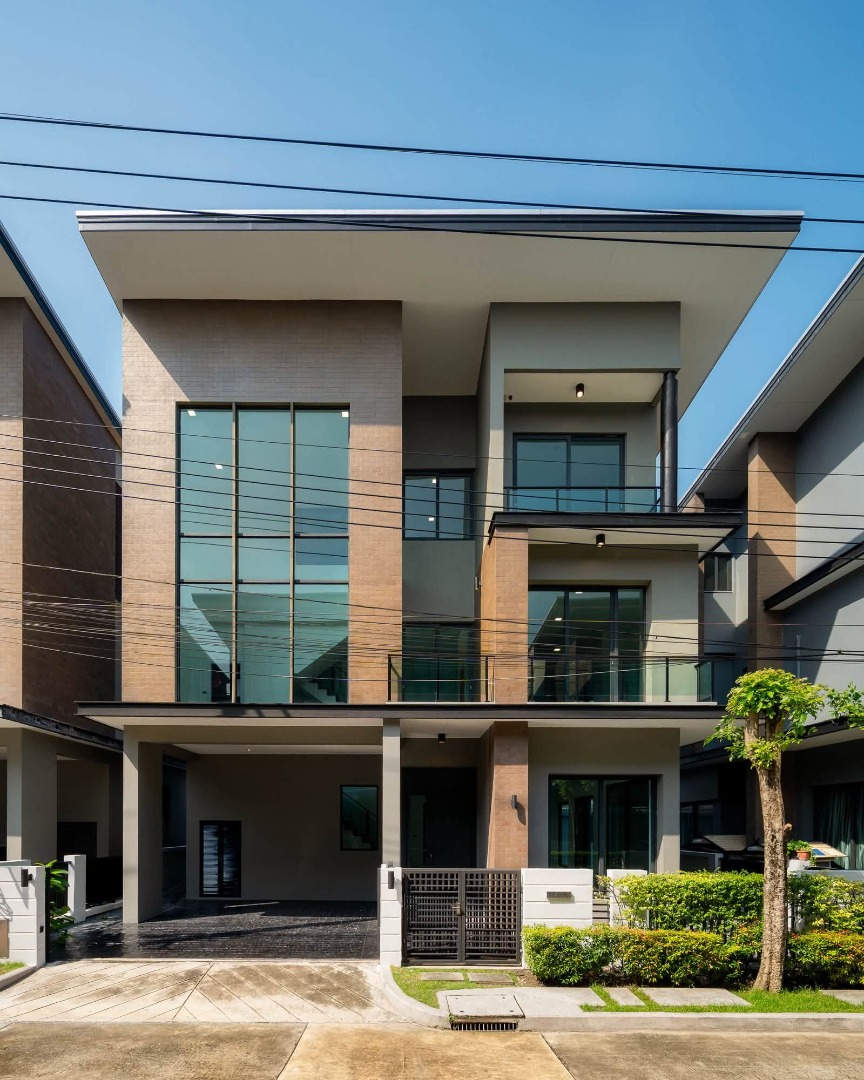 บ้านเดี่ยวรีโนเวท SOUL รัชดาภิเษก 68 ใกล้ MRT วงศ์สว่าง ราคา 22.9 ล้านบาท