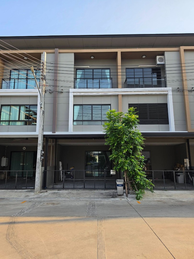 ให้เช่า Premium Place พหลโยธิน–รามอินทรา