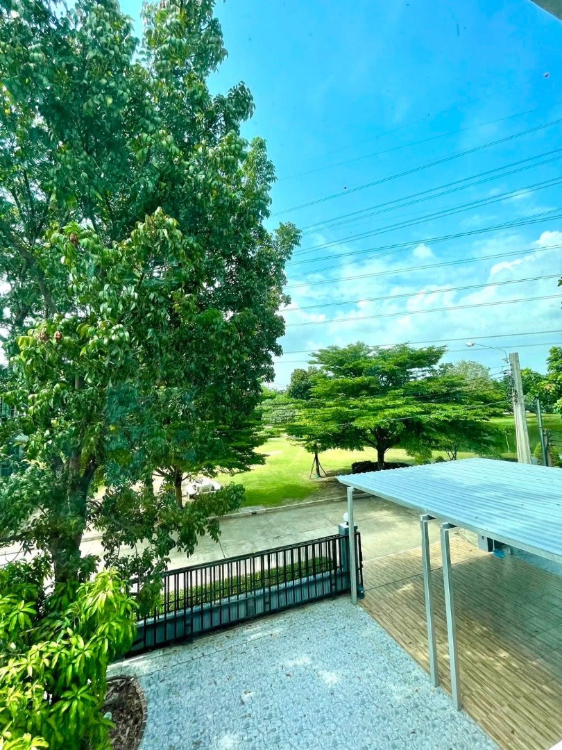 ให้เช่า บ้านเดี่ยวหมู่บ้านมาสเตอร์พีชพระราม 9 3 ห้องนอน 4 ห้องน้ำ ขาย 27 ล้าน ให้เช่า 60,000 บาท