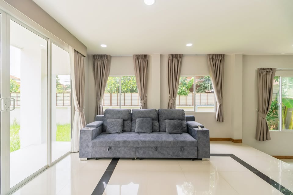 ให้เช่าบ้านเดี่ยวหลังใหญ่ 122 ตร.ว. พร้อมสวนส่วนตัว | 4 ห้องนอน | Pet Friendly   Lalin in the Park วัชรพล–พหลโยธิน