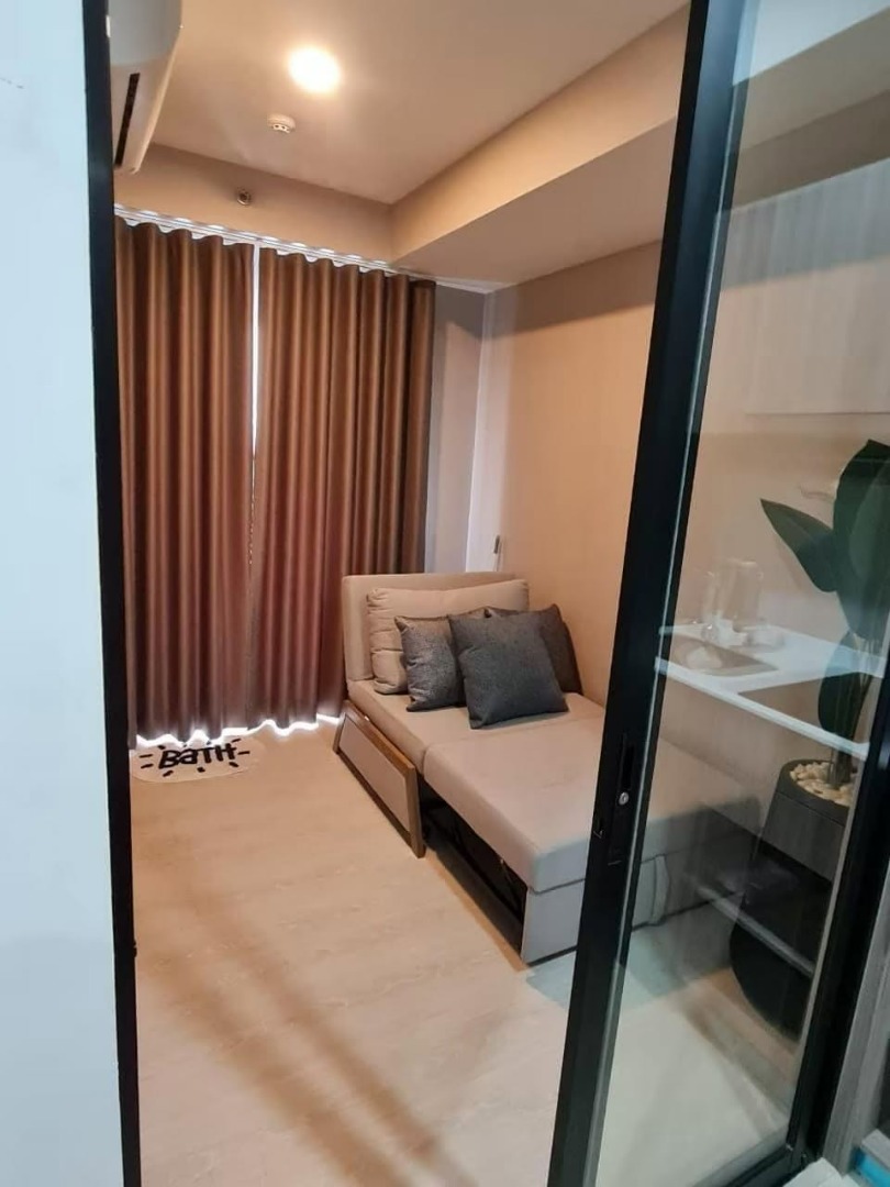 ไนท์บริดจ์ พหลโยธิน – อินเตอร์เชนจ์