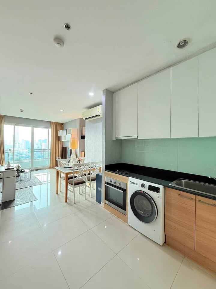 ให้เช่า Circle Phetchaburi 36  ห้องมุม Floor-to-Ceiling View ชั้นสูง เทควิว