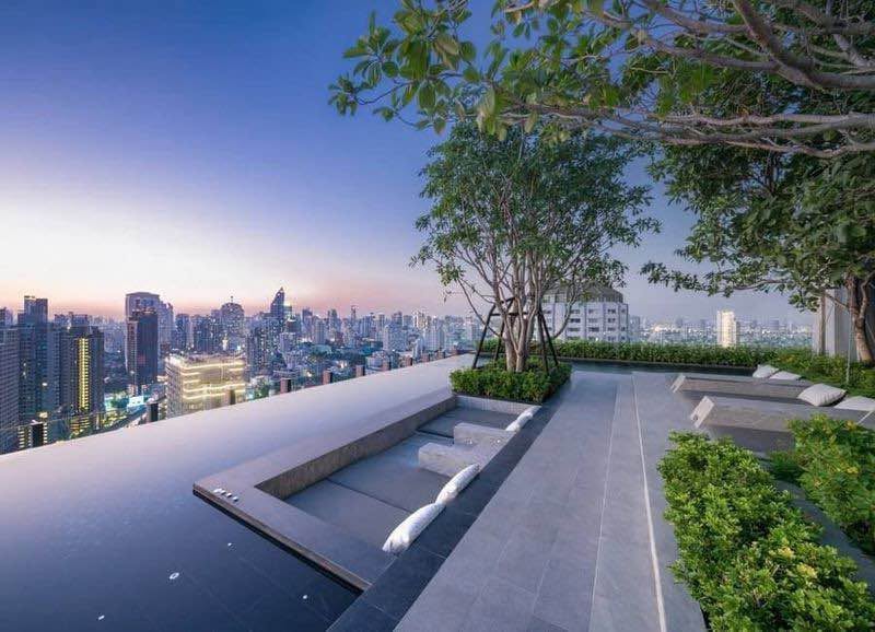 พร้อมเข้าอยู่ - [ขาย] 30,000,000 บาท (ค่าธรรมเนียมการโอนคนละครึ่ง) - [เช่า] 130,000 บาท