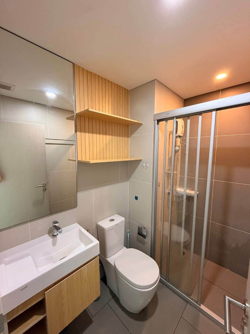 ลุมพินีสวีท-ดินแดง  New room ห้องใหม่ ห้องสไตส์ มินิมอล พร้อมเข้าอยู่ได้เลย