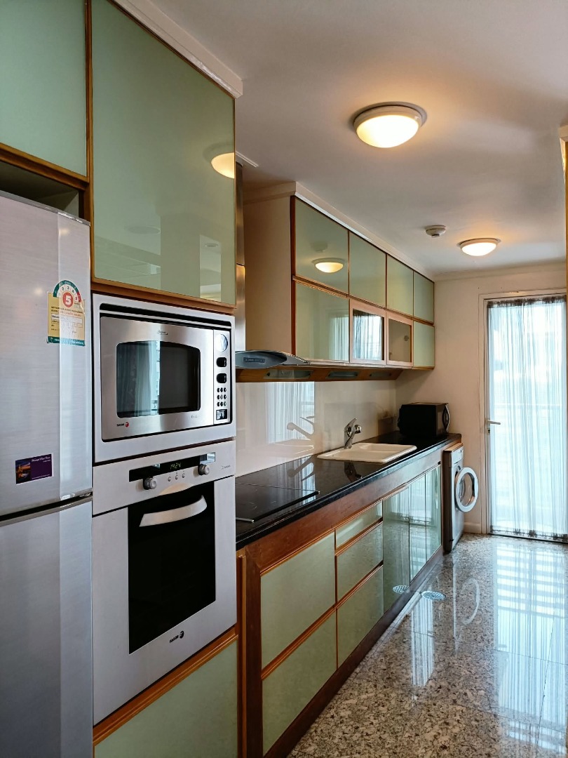 ปล่อยเช่า Avenue 61 Condo 102ตรม 2ห้องนอน 