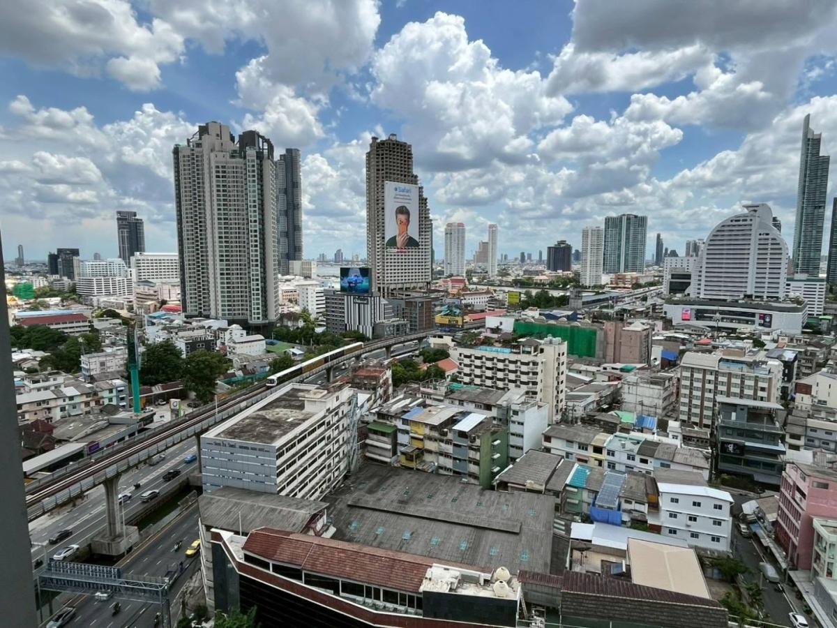 ปล่อยเช่า โนเบิล รีโว สีลม ขาย 8.5 ล้าน ค่าโอนออกคนละครึ่ง ให้เฟอร์นิเจอร์ทุกอย่างตามรูป ค่าเช่า 23,000บาท/เดือน
