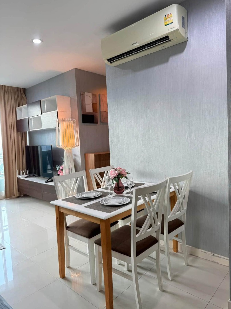 ให้เช่า Circle Phetchaburi 36  ห้องมุม Floor-to-Ceiling View ชั้นสูง เทควิว