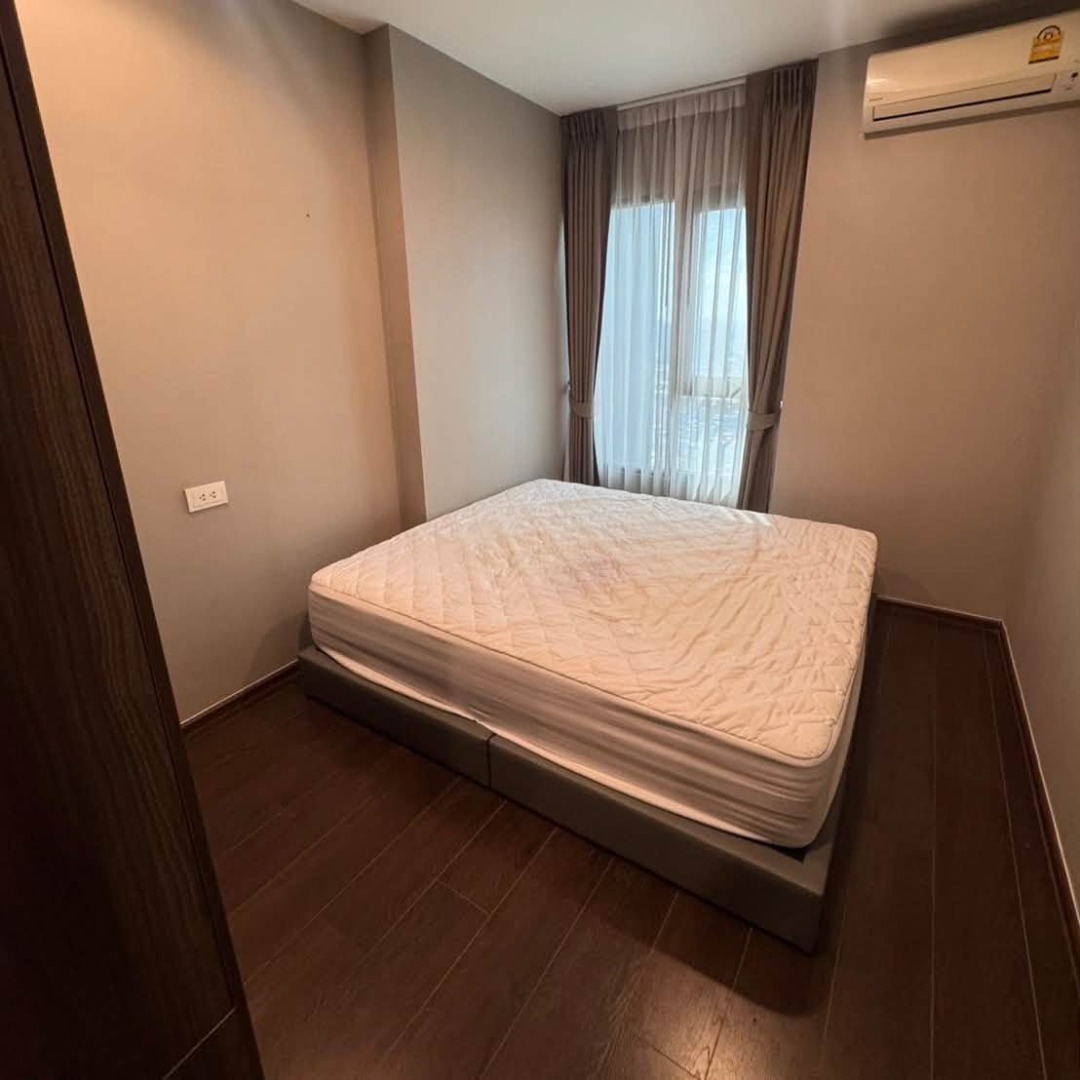 ปล่อยเช่า C Ekkamai Condominium 1 ห้องนั่งเล่น 17500 บาทต่อเดือน