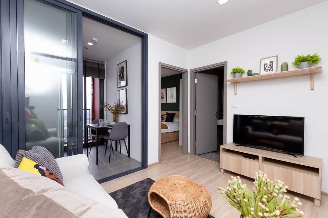 ขาย-เช่า คอนโด The Base Garden Rama 9 ชั้น 23 วิวโล่ง 31.83 ตร.ม. เฟอร์นิเจอร์ครบ