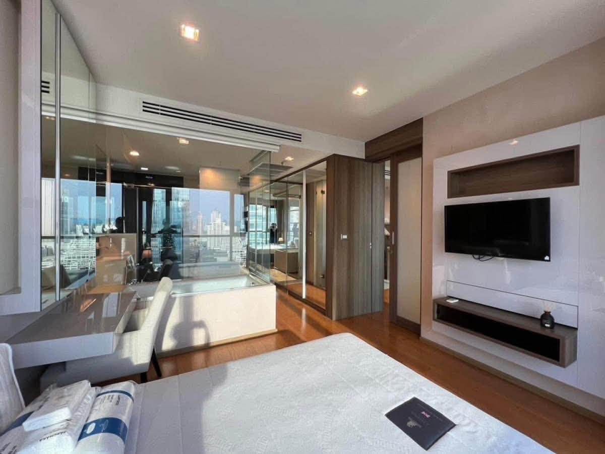 ให้เช่าAddress Sathon 55.28 ตรม ชั้น 24 เฟอร์ครบ 13.55 ล้านบาท