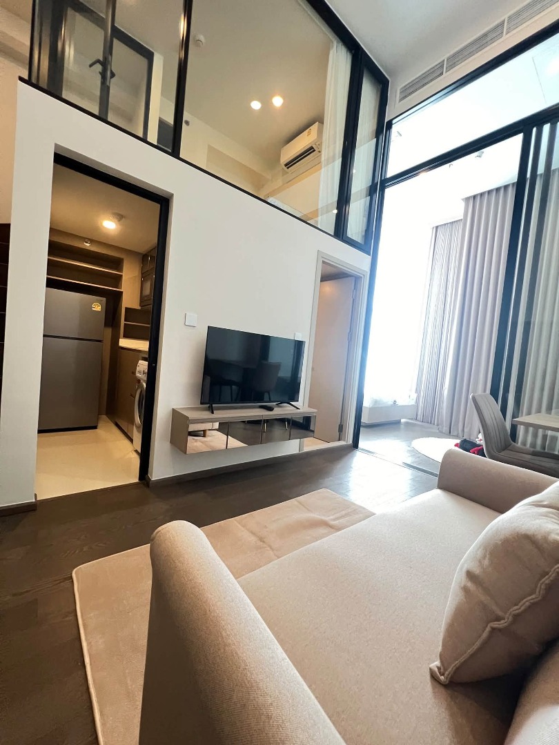 ขาย หรือ เช่า คอนโดหรู Park Origin ราชเทวี (Park Origin Ratchathewi) ห้องสไตล Duplex เพดานสูง วิวสวยชั้น 26 ตกแต่งครบ พร้อมเข้าอยู่! 