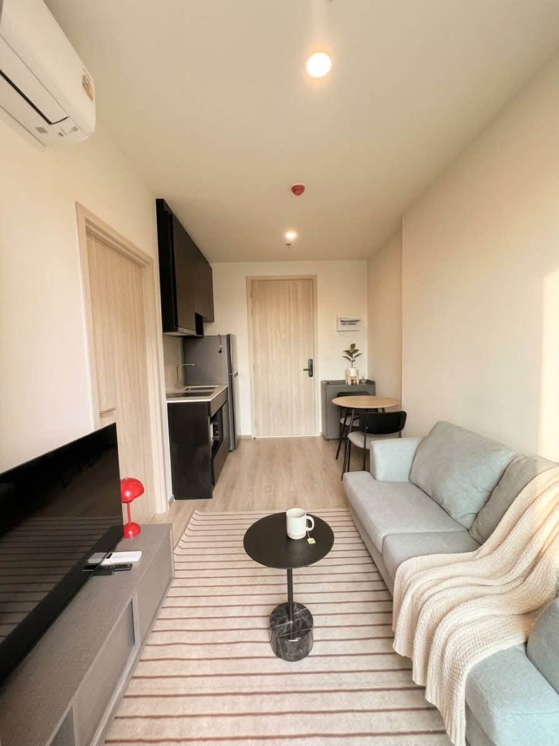 ปล่อยเช่า Nue District R9 (Rama 9) เฟอร์นิเจอร์และเครื่องใช้ไฟฟ้าครบ สัญญา 1 ปี - 21,000 บาท/เดือน