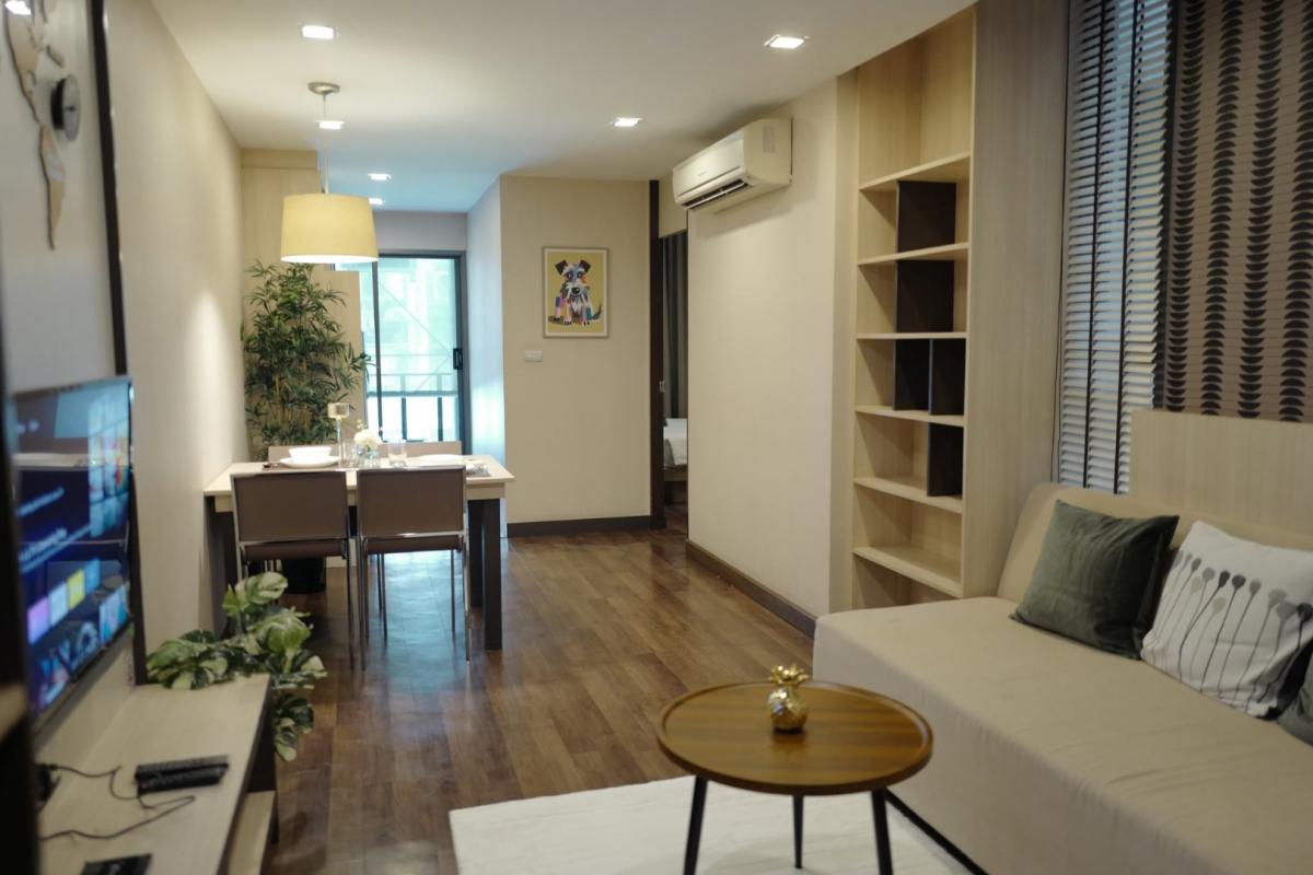 Qube Suites Sukhumvit 46 ห้องพักแบบ 2 ห้องนอน 2 ห้องน้ำ พร้อมอ่างอาบน้ำ